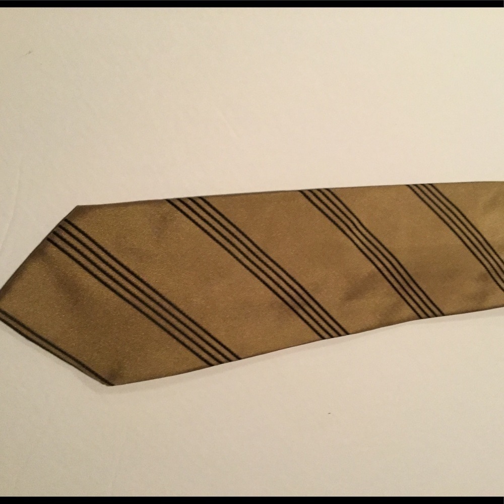 Giorgio Armani (Armani Collezioni) 100% Silk Tie - Picture 4 of 8